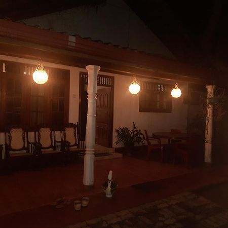 Triple One Villa Аханґама Екстер'єр фото